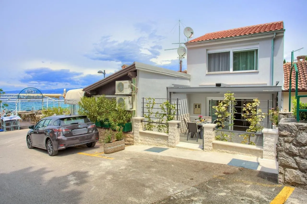 Holiday House Mar 말린스카