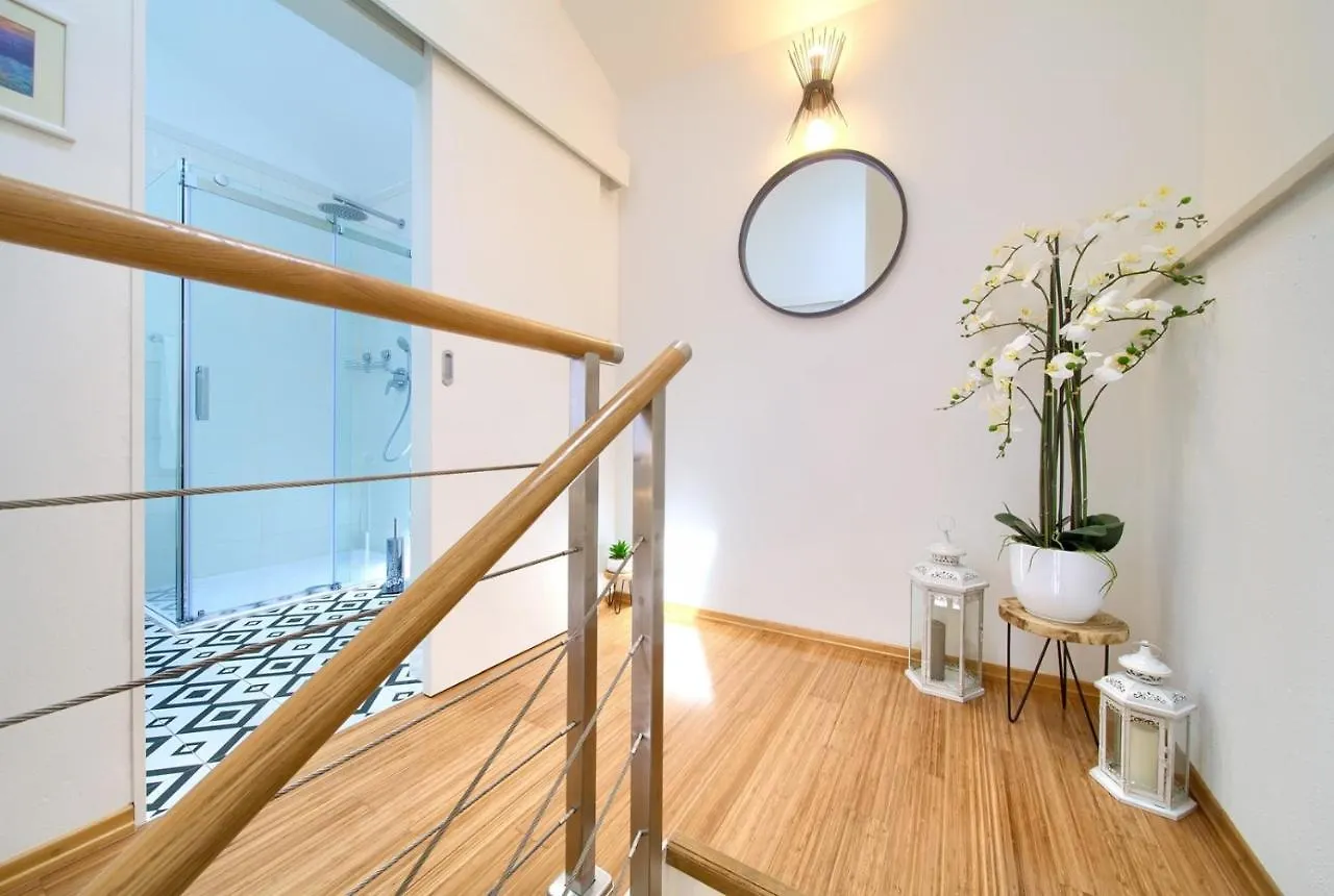 Holiday House Mar Malinska Kroatien